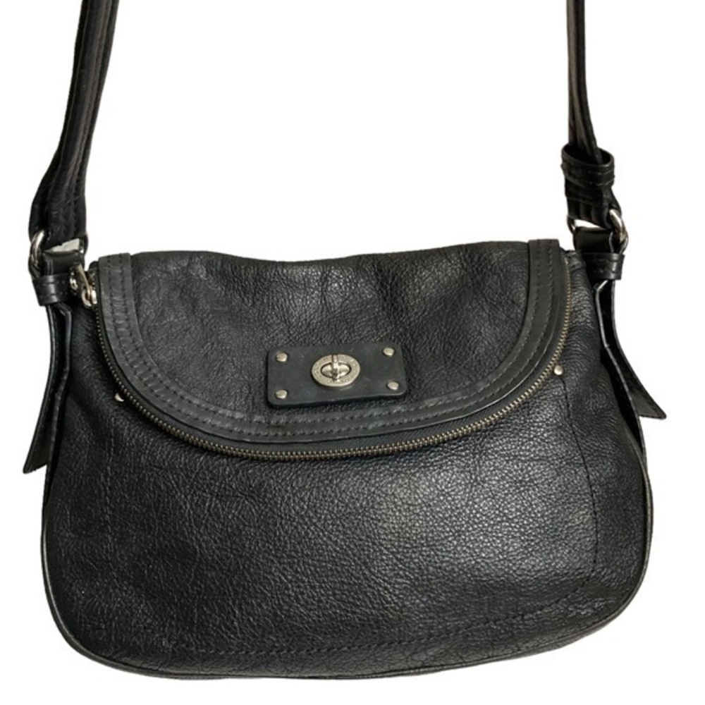 Marc by Marc jacobs black leather flap q bag